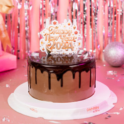 Trending New Year Chocolate Cake (500g)