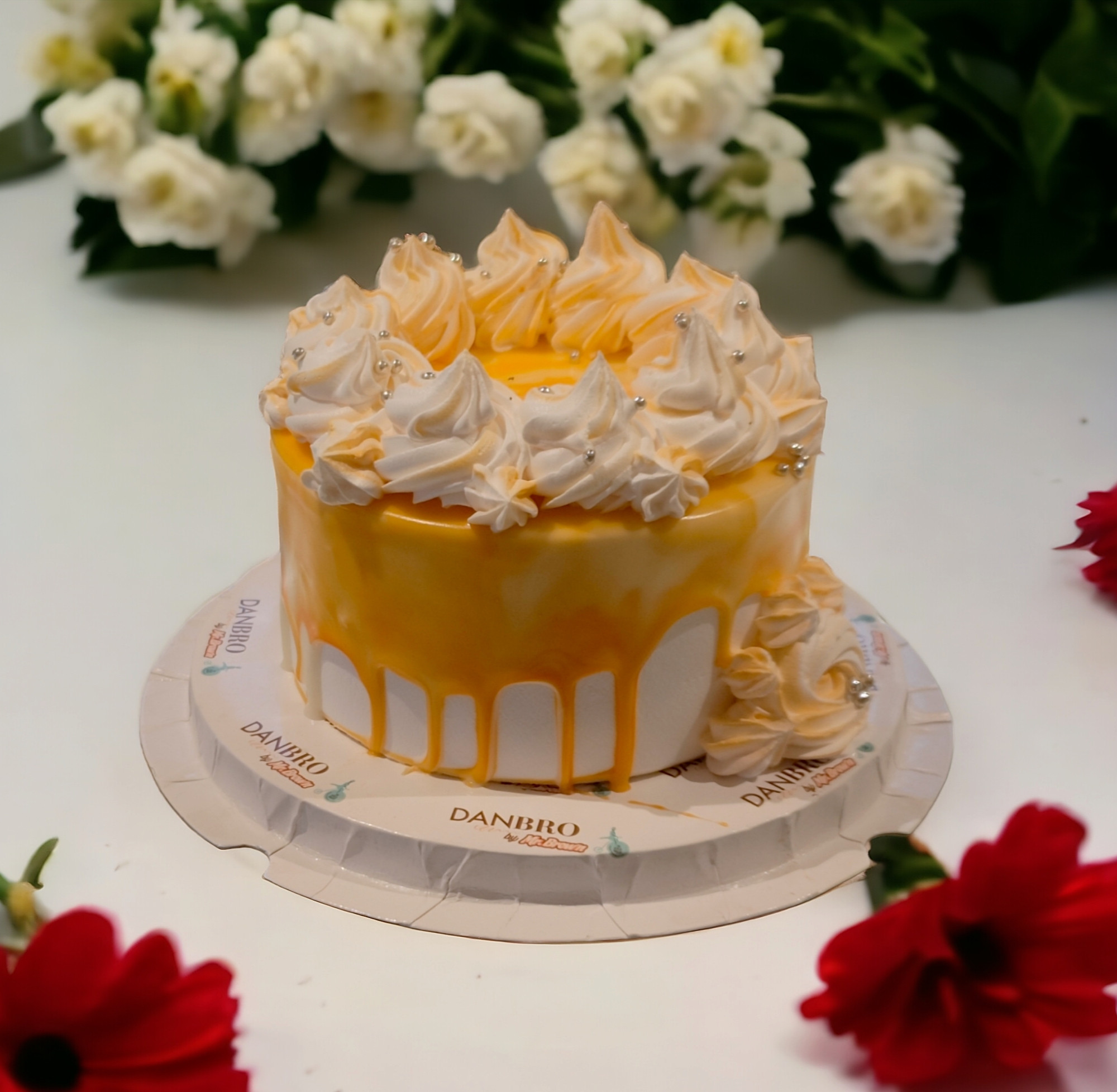 Pineapple Flavour Cake | Best Cake order online – Expressluv