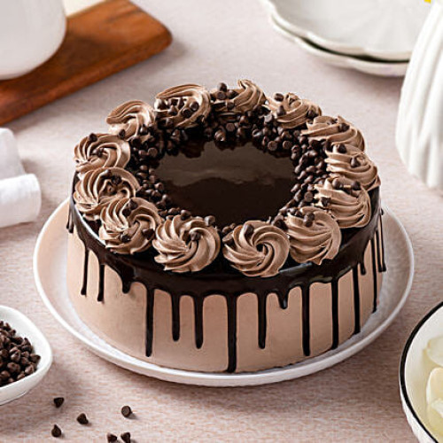 (Counter) Fresh Chocolate Cake