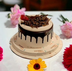 (Counter) Fresh Black Forest Cake
