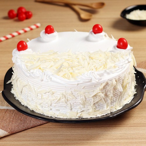 Round White Forest Cake