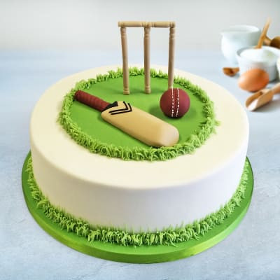 Sports Themed Cake | Lil' Miss Cakes