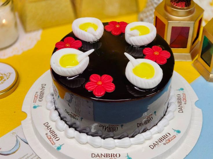 TEAL DIWALI CAKE - Rashmi's Bakery