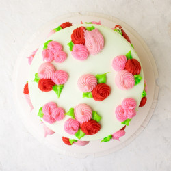 Pretty Fresh Fruit Cake