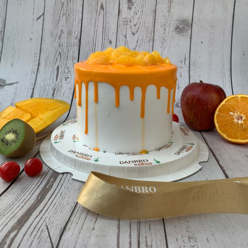 Luscious Mango Cake