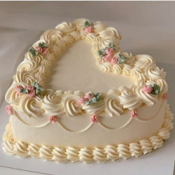 Simple Heart Whiteforest Cake