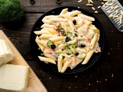 Alfredo White Sauce Pasta